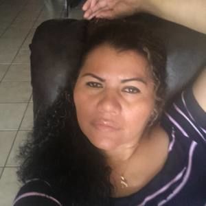 Meet your Posher, Nora